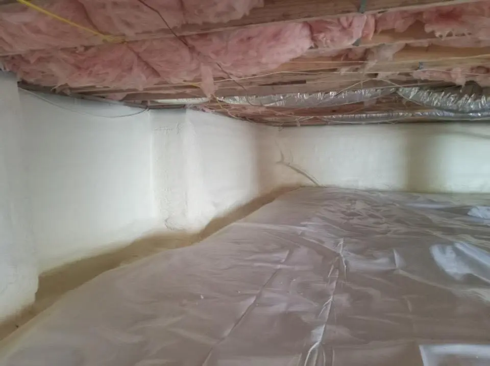 Crawl space encapsulation with closed-cell spray foam for Roof Maintenance in Eustis